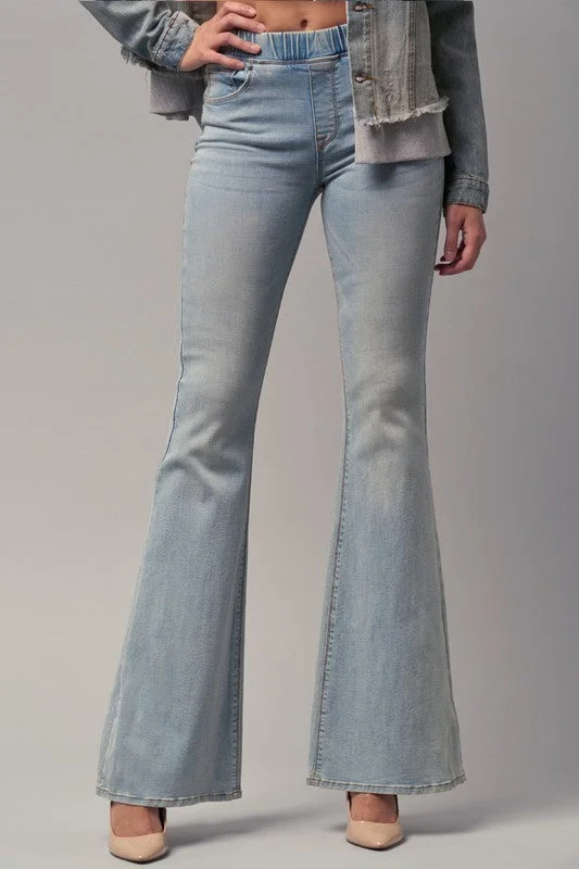 Low Waisted Jeans for Casual -Elastic Banded Wide Flare Jeans