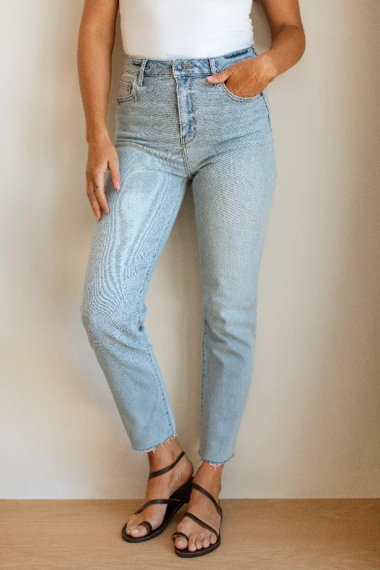 Low Waisted Jeans for Casual -Chrissy Classic Straight Leg Jeans