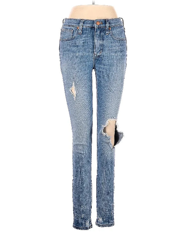 Jean Skirts for Feminine -Skinny Jeans in Medium Wash