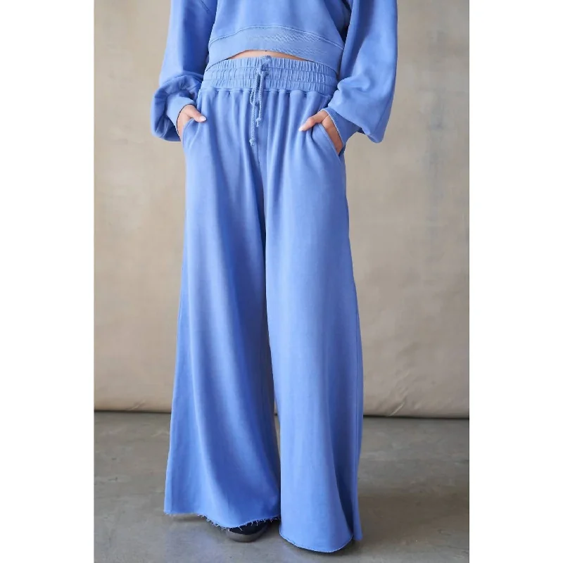 High-rise tight trousers for women with pleated front and classic look -Remy Wide Oversized Sweatpant In Vintage Blue