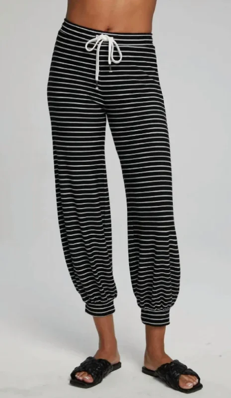 Stylish tight trousers for men with tapered leg and contemporary look -Weekend Jogger In Black/white Stripe