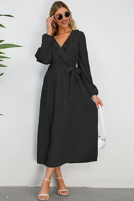 Wool Dresses for Warmth -Long Sleeves Black Casual Dress with Ruffles