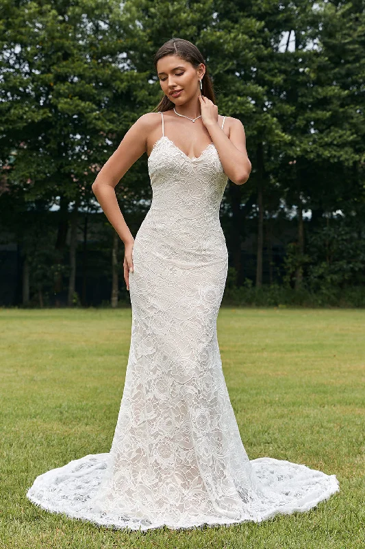 Indian Dresses with Intricacy -Ivory Mermaid Lace Backless Wedding Dress