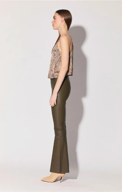 Retro-inspired tight trousers for men with a high-waisted fit and 80s vibe -Lexie Pant, Moss - Stretch Leather