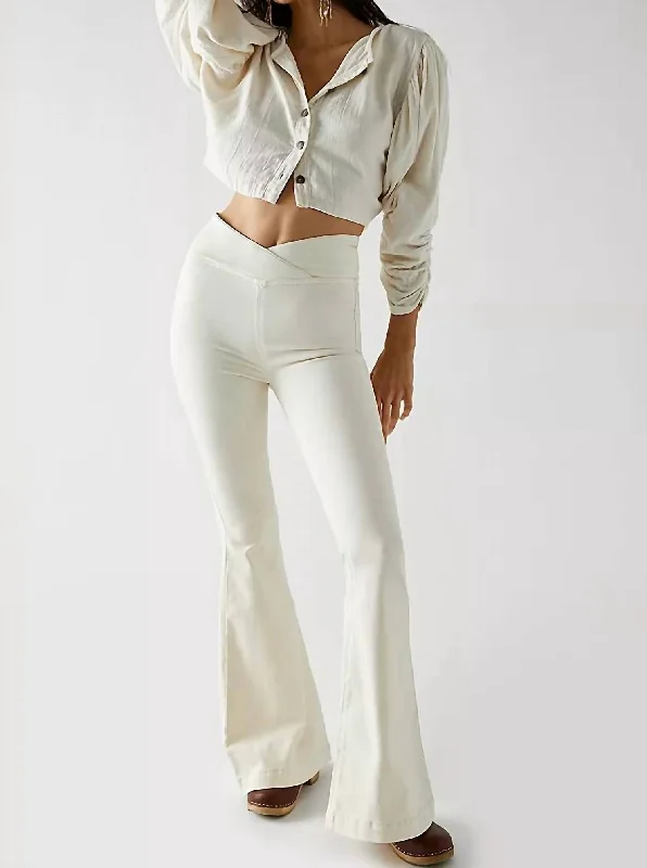 Skinny fit tight trousers for women with minimalistic design for clean look -Venice Beach Flare Jean In Worn White