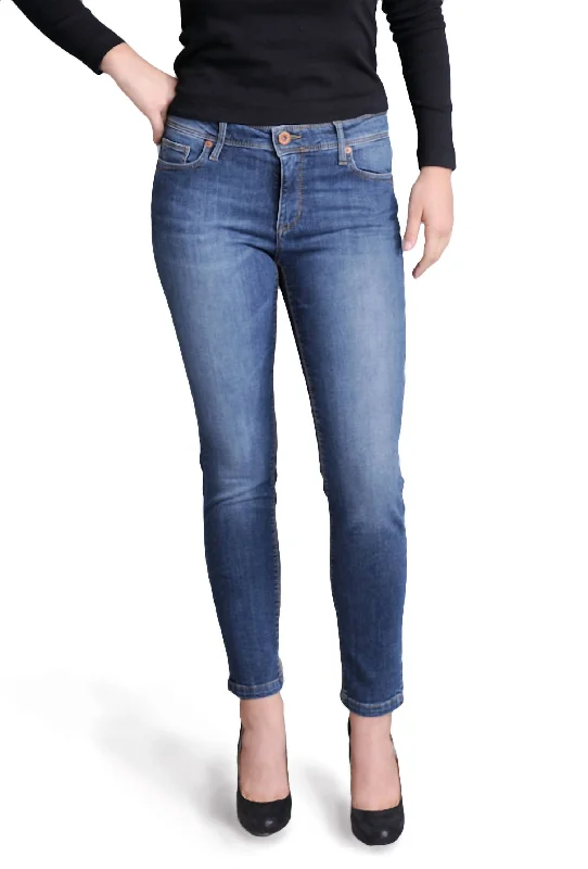 Bold color tight trousers for women with bright hues and daring style choices -Vic 7/8 Denim Jeans In Blue