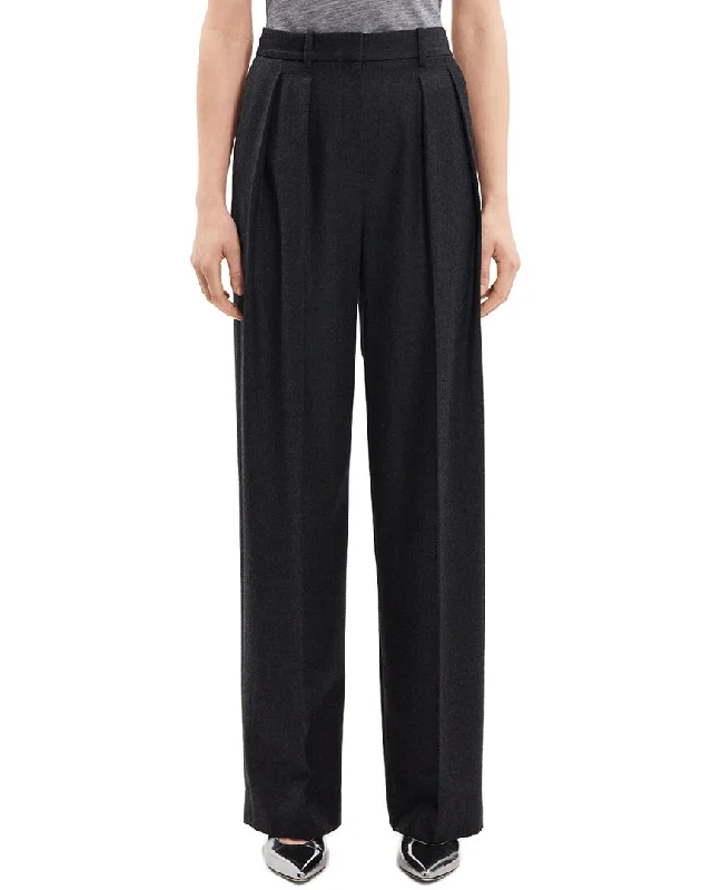 Classic tight trousers for women with smooth fabric and chic, timeless design -Theory Double Pleat Wool Pant