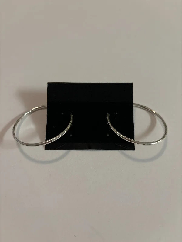 Hoop earrings with twisted metal designs for a dynamic and modern style-Earrings Hoop Napier