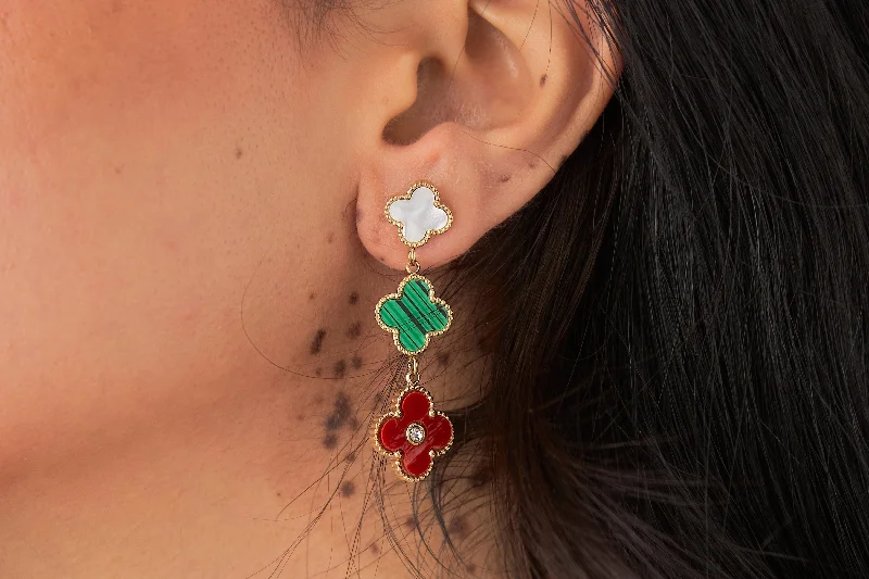 Best hoop earrings with marbled designs for a trendy and artistic effect-Flowers Earrings