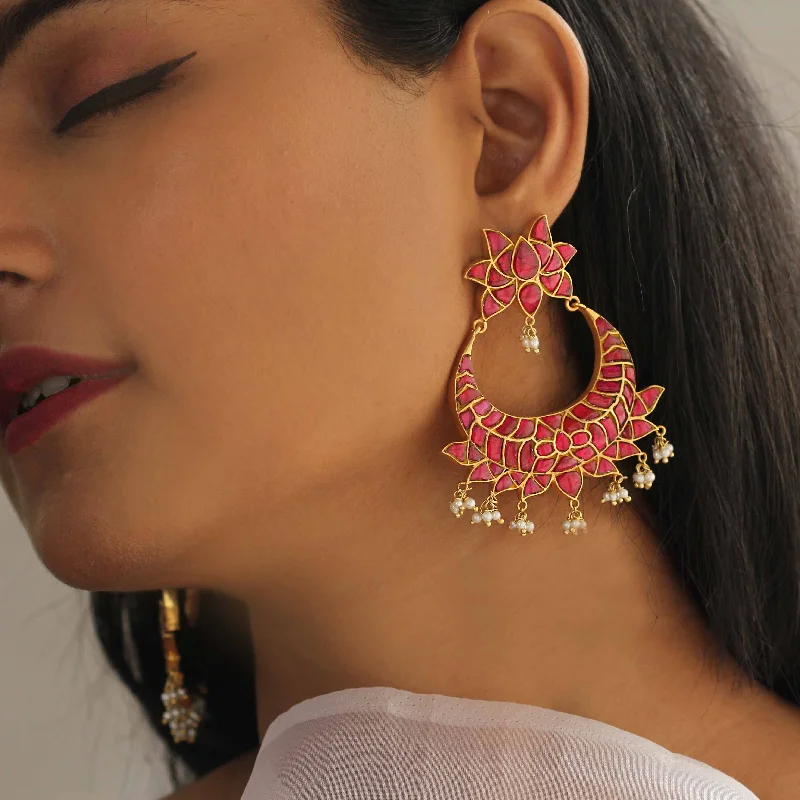 Best hoop earrings with geometric shapes for a modern and artistic appeal-SILVER GOLD PLATED CHAND BALI EARRING