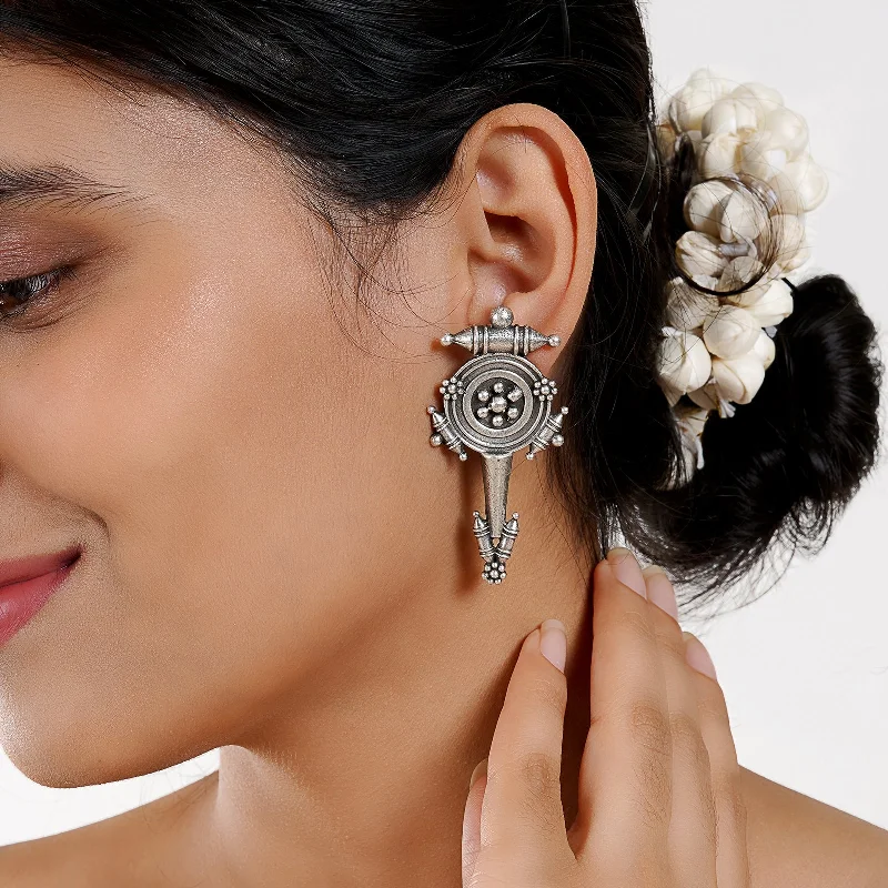 Hoop earrings with stacked layers for a bold and textured design-Teejh Snehal Silver Oxidised Earrings