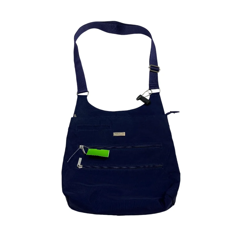 Insulated handle bags for keeping food fresh -Crossbody By Baggallini, Size: Medium