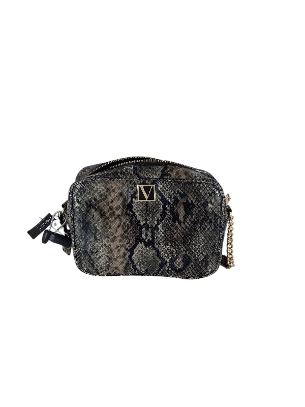 Handle bags with sturdy bases for stability -Crossbody By Victorias Secret, Size: Small