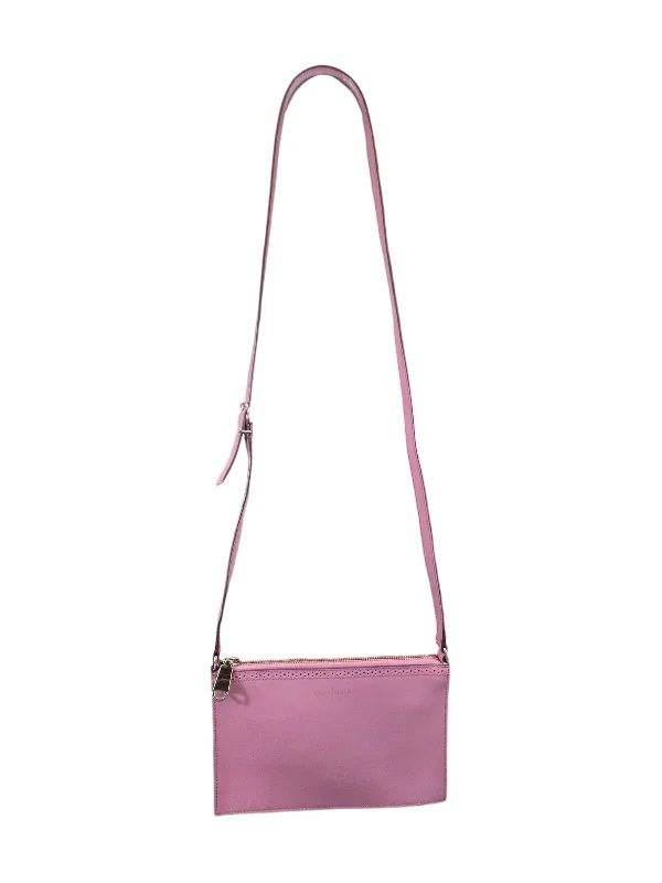 Handle bags with bright accents for pop -Crossbody Leather By Cole-haan, Size: Small