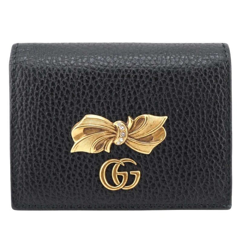 Handle bags with lightweight nylon for ease -Gucci Gg Marmont  Leather Wallet  (Pre-Owned)