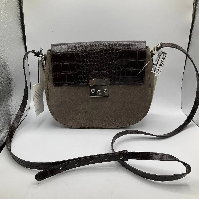 Handle bags with neutral tones for versatility -Handbag By Cmc, Size: Medium