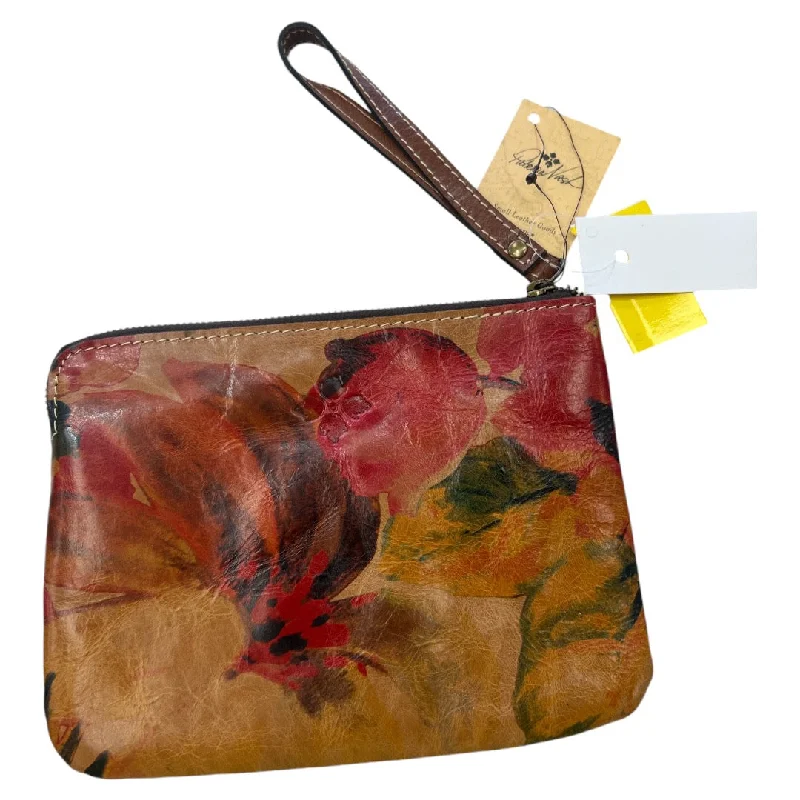 Handle bags with zipper tops for security -Wristlet Designer By Patricia Nash, Size: Large